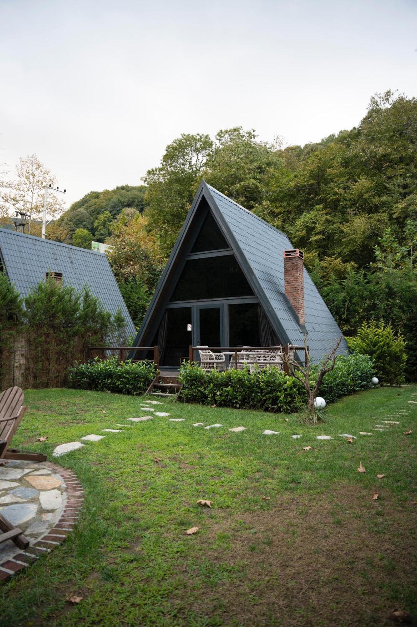 Oezlifesapanca Bungalow Exteriör bild